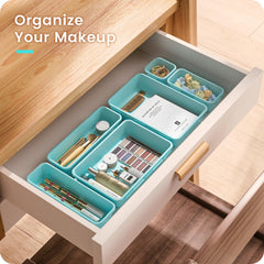 A-LuGei five-size divider system adapts to any drawer space.