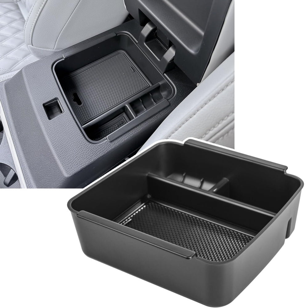 ANFOKAS Outlander layered design separates large and small items for easy reach.