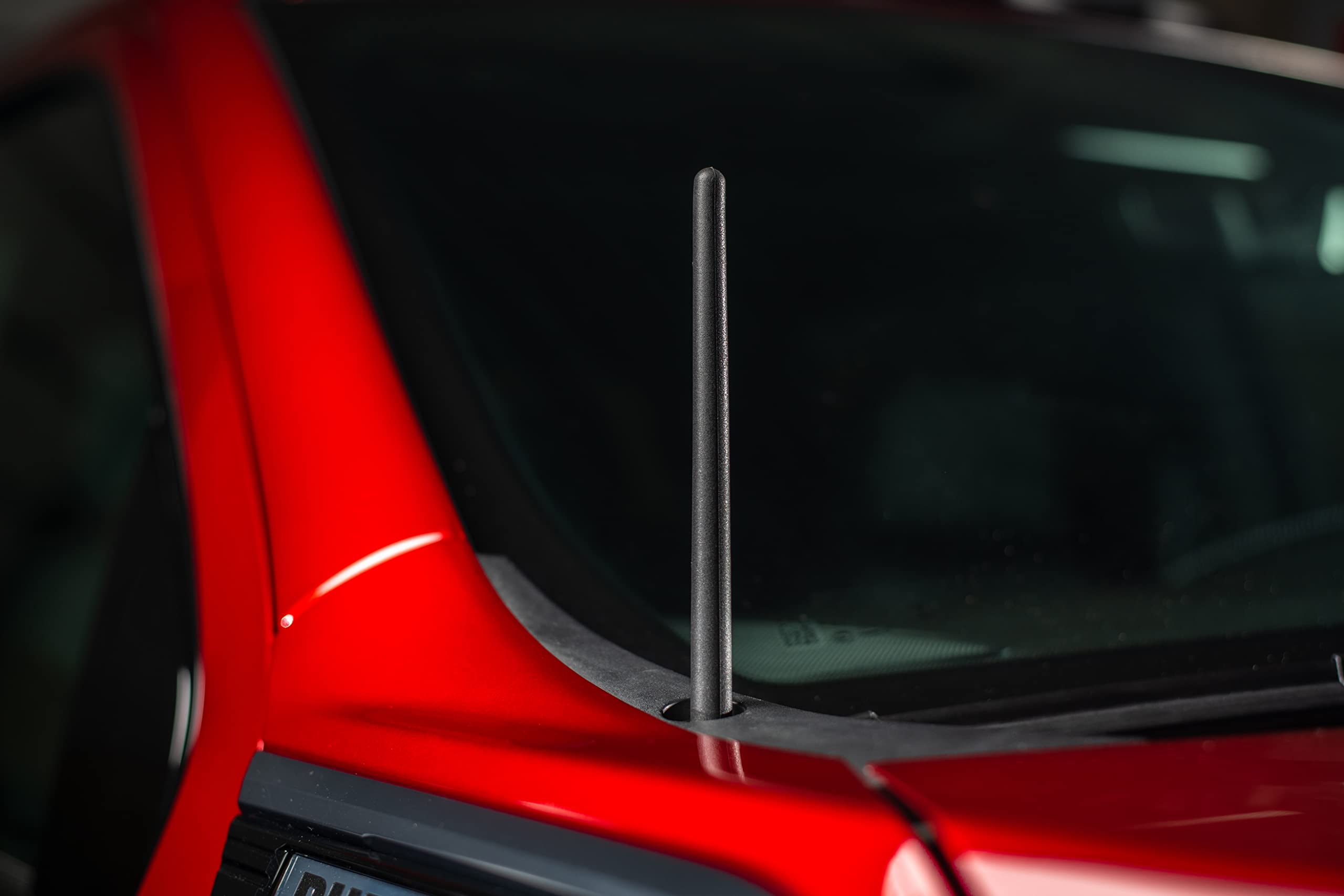 German-engineered copper coil enables clearer pull-in of distant stations.