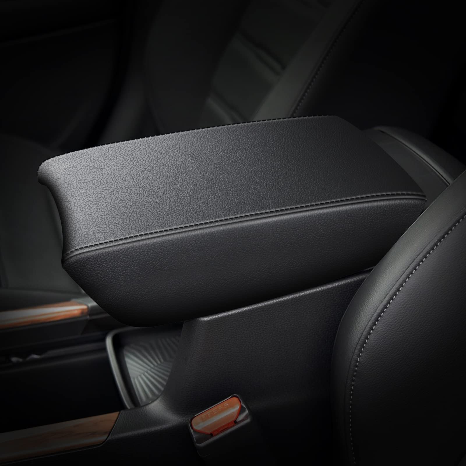 AOMSAZTO CR-V armrest cover with custom-fit protection for the center console