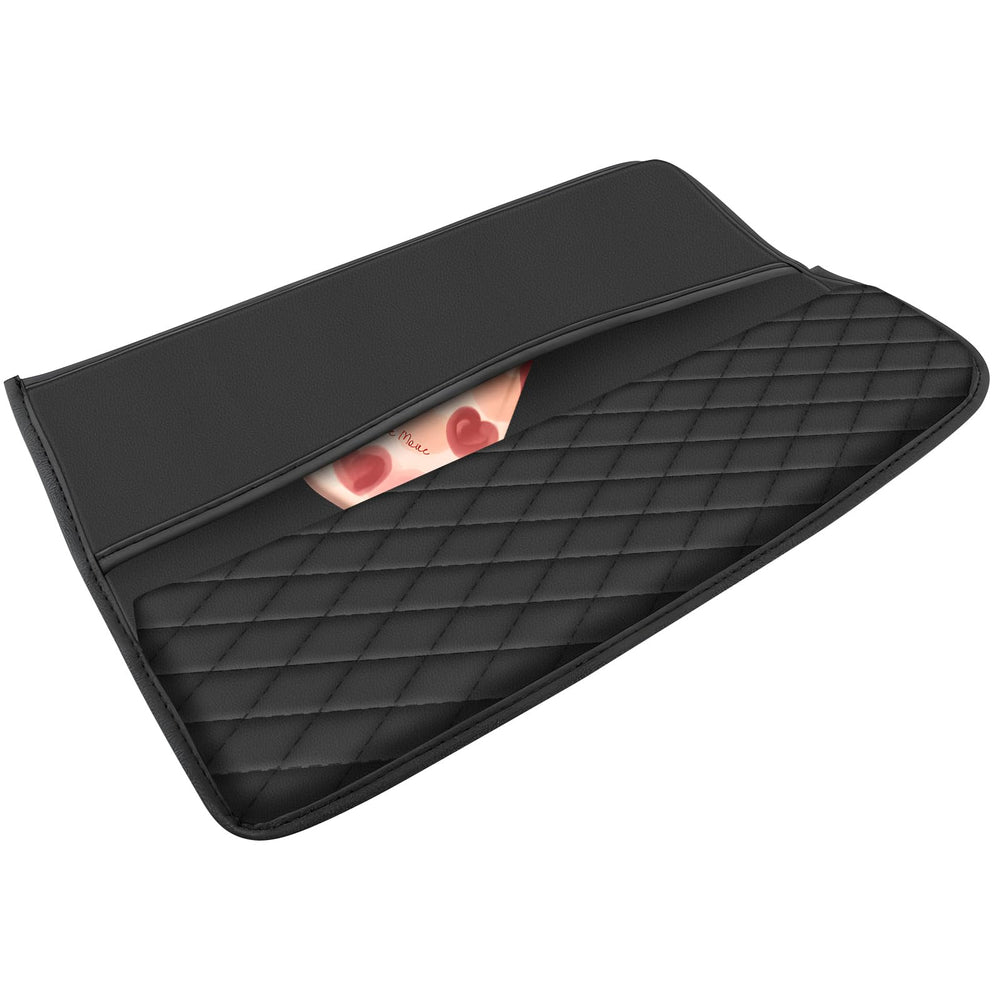 AOMSAZTO Rogue console pocket design adds convenient storage.