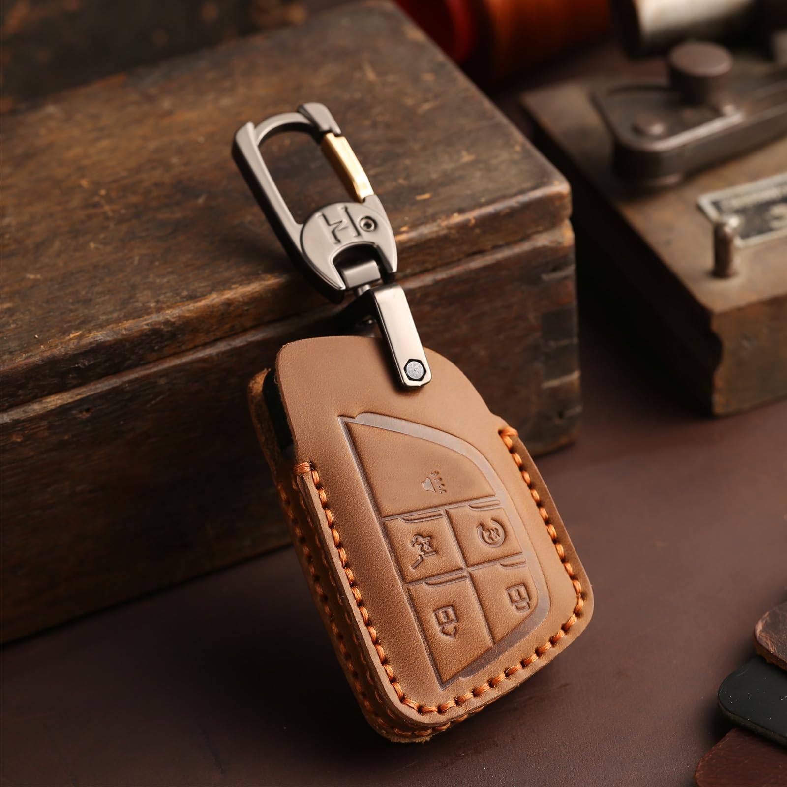 Aoocar handmade leather key fob cover showcases 1:1 open mold for perfect alignment.