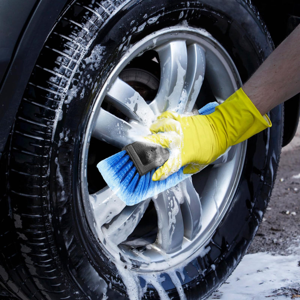 APIFRSUAK durable, high-resilience brush head resists deformation during use.