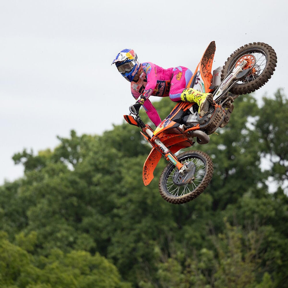 100% Armega Goggles Viggo ventilation reducing fog during long sessions