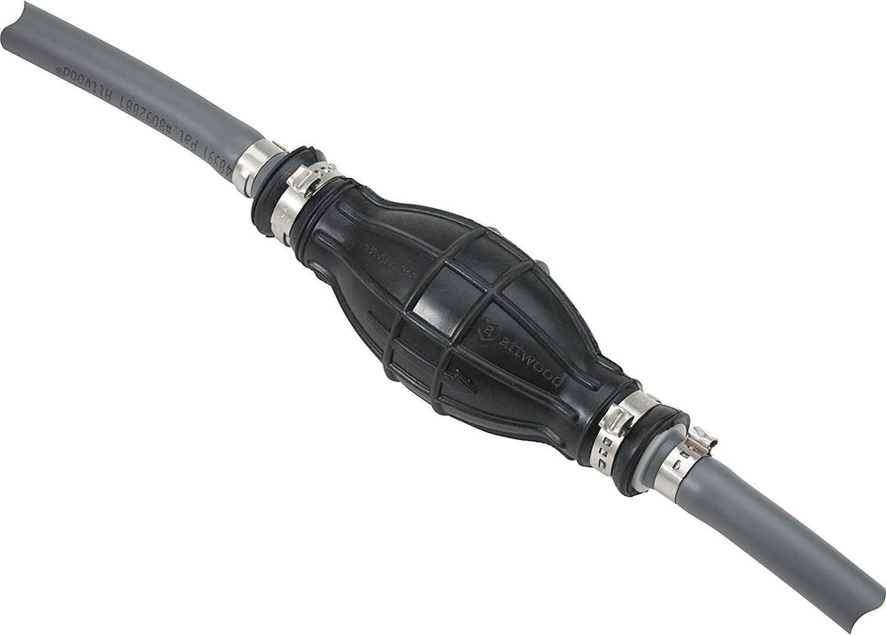 Attwood sprayless connector installed on line to prevent fuel spray.