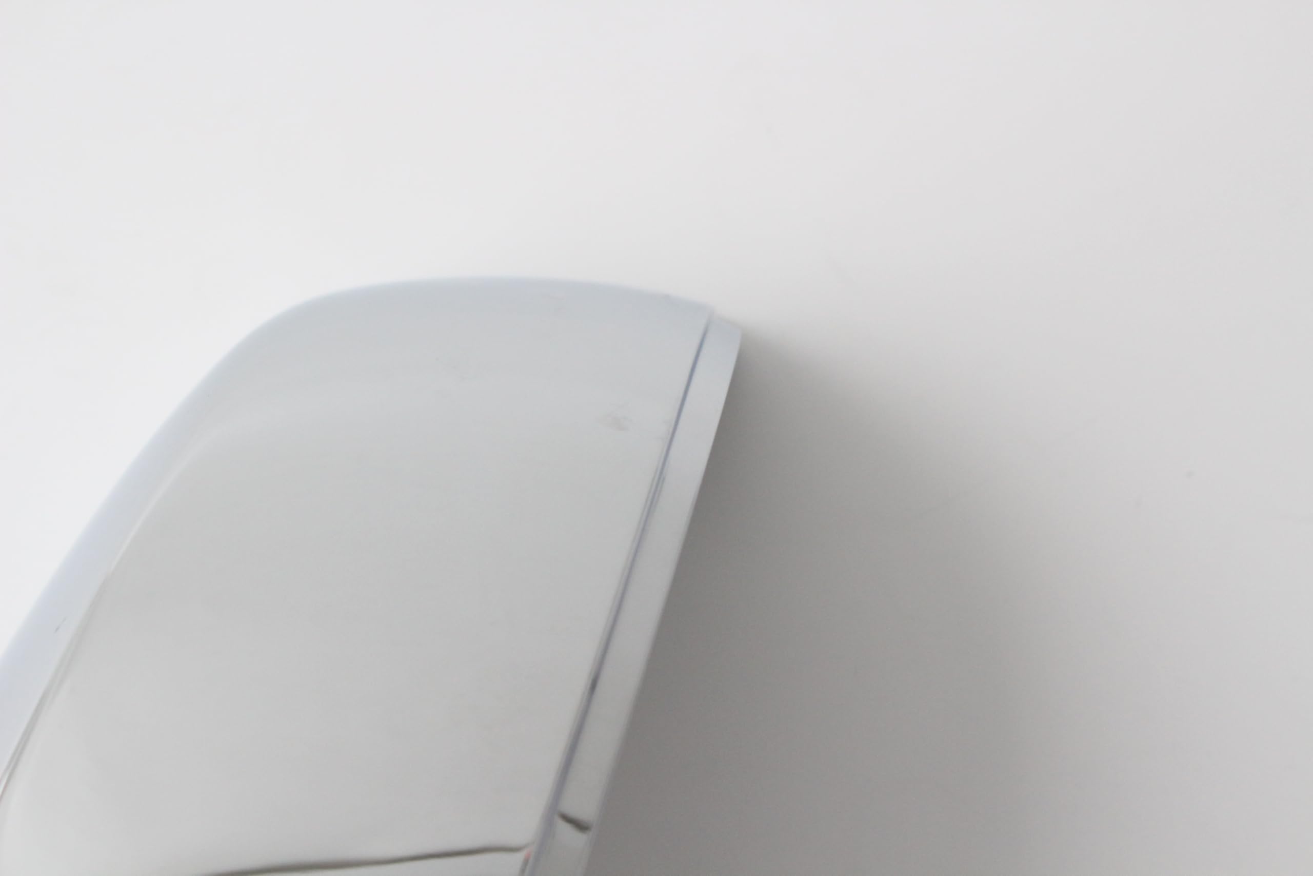 AUCERAMIC chrome mirror covers upgrade appearance without towing-mirror conflicts.
