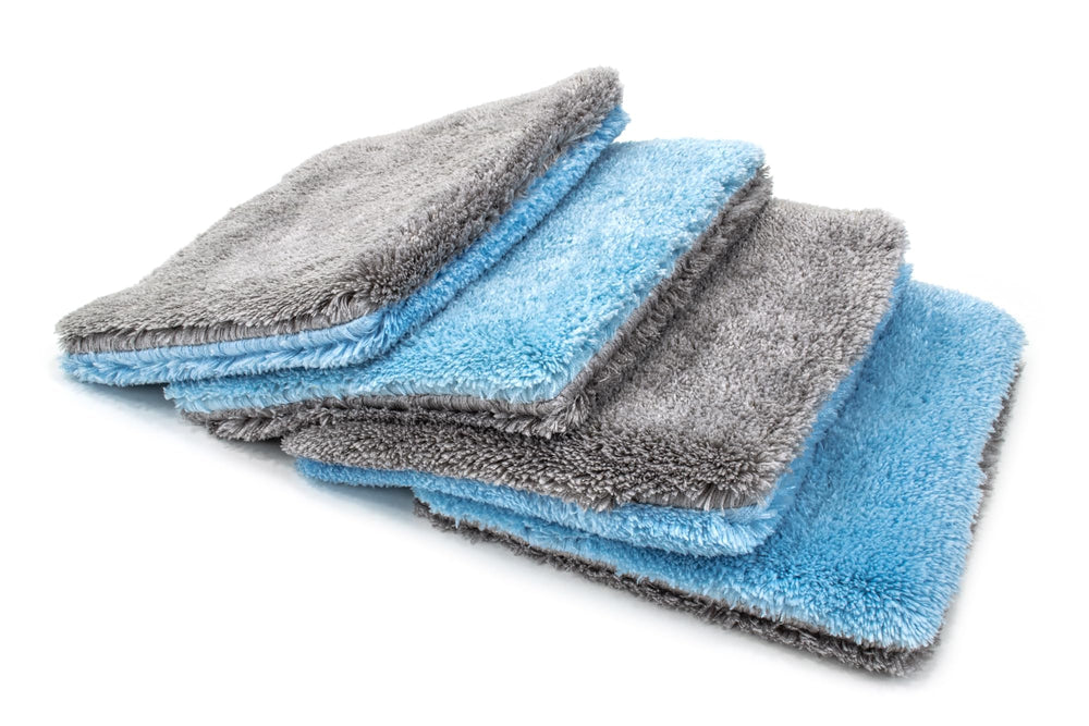 Autofiber Flat Out wash pad in blue-gray showing plush microfiber and swirls-free potential