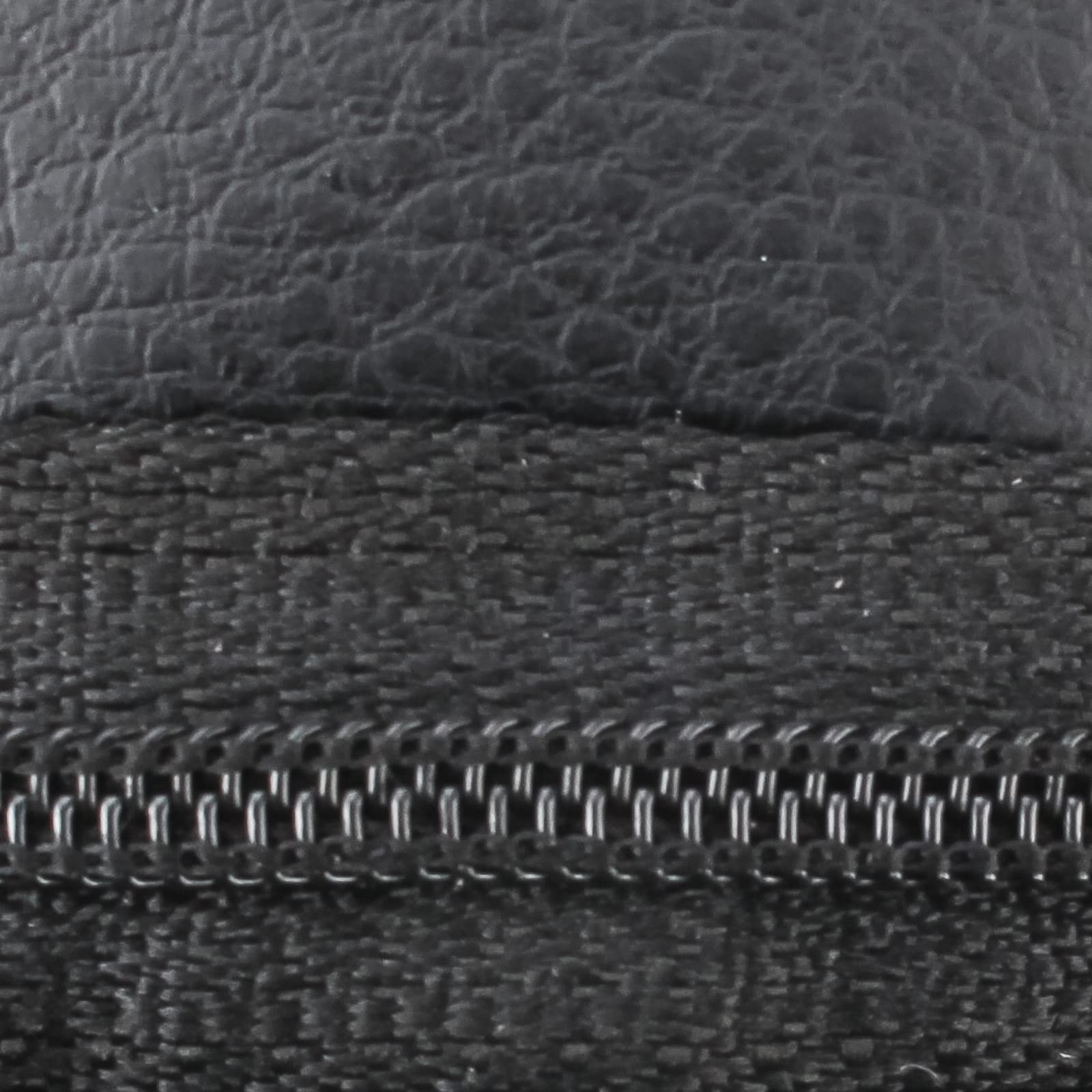 AUTOKAY black leather-look finish enhances interior aesthetics.
