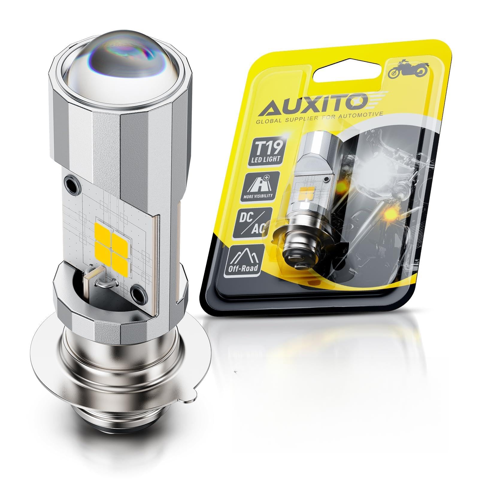 AUXITO P15D low-white beam improves nighttime visibility for motorcycles.
