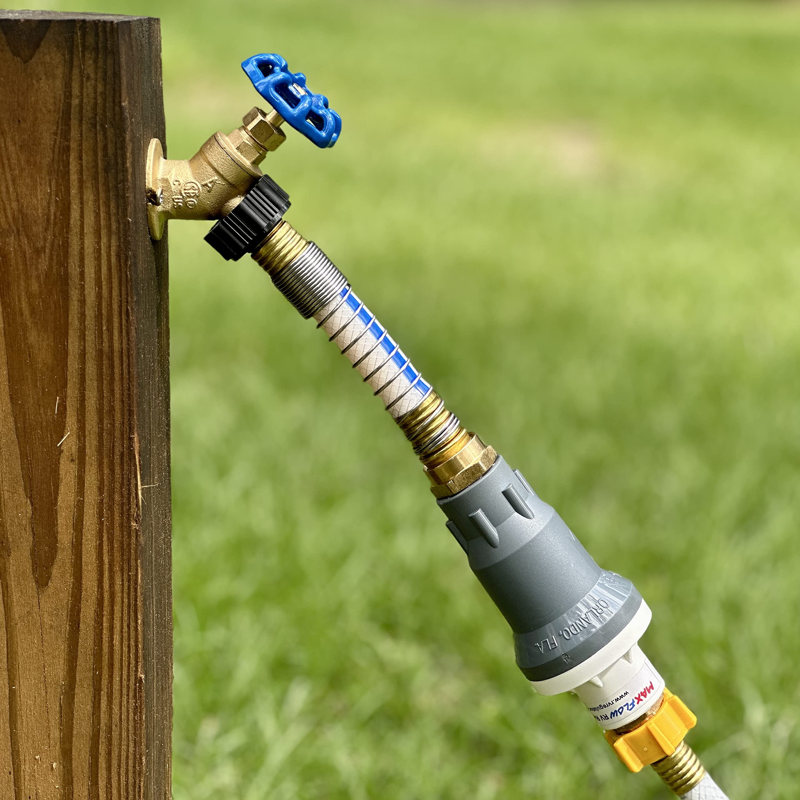Backyard Flock MAX FLOW RV Regulator hose connection for standard garden hoses