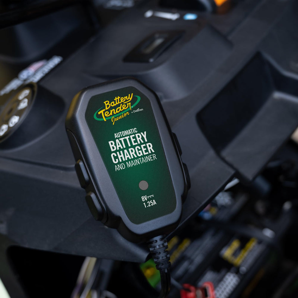 Compatible with 8V flooded, AGM, and gel cell batteries