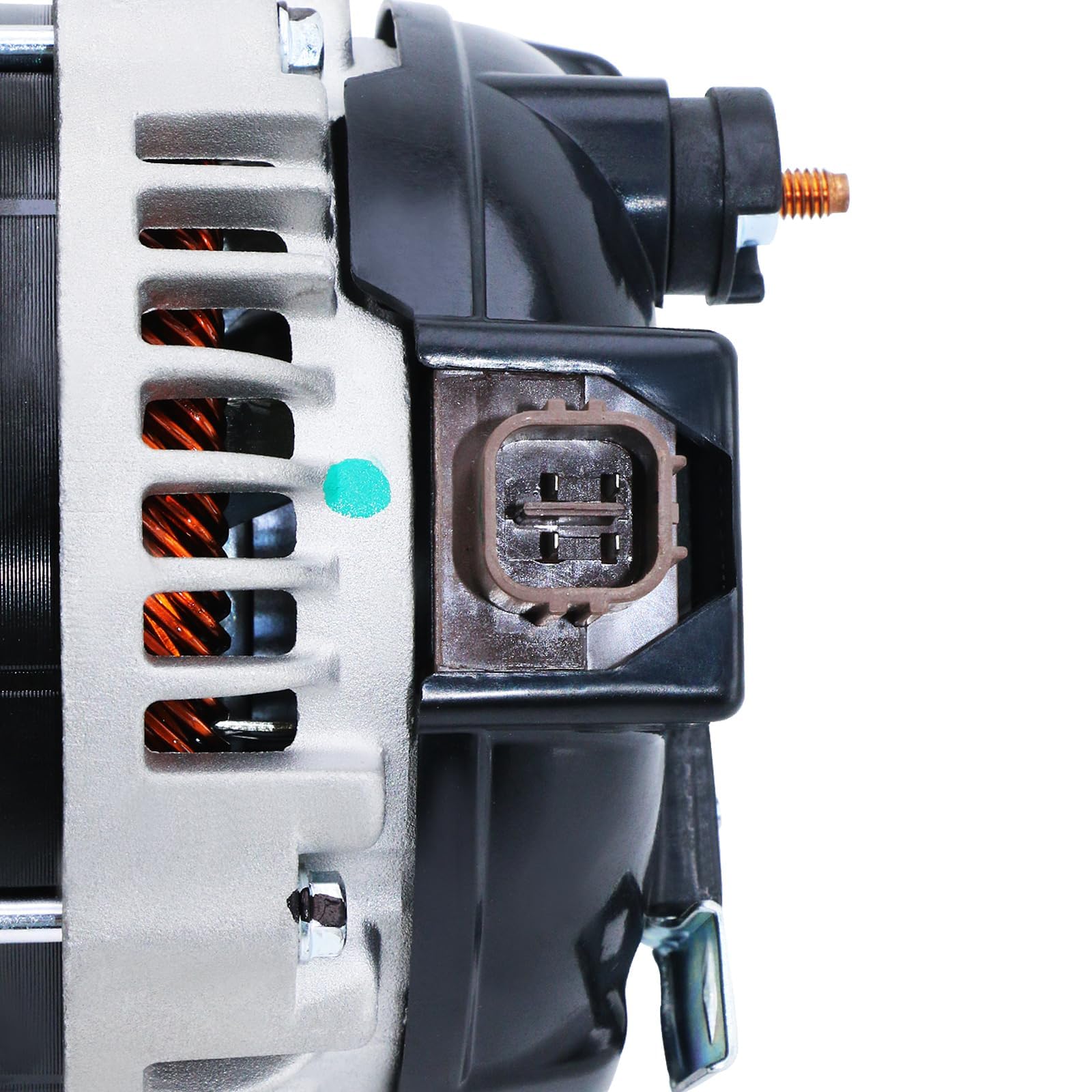 BDELI alternator replacement for CR-V 2.4 — steady charging under load.