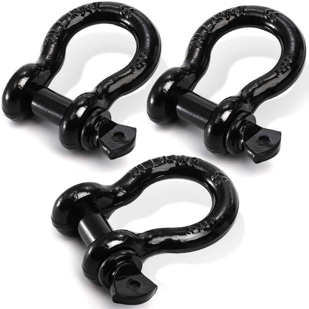 Bekith D-ring shackle pack for reliable recovery on rugged trails.