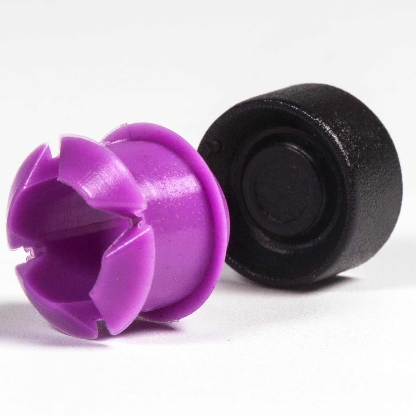 BEONEO silicone oil included to ease lubrication during bushings replacement.