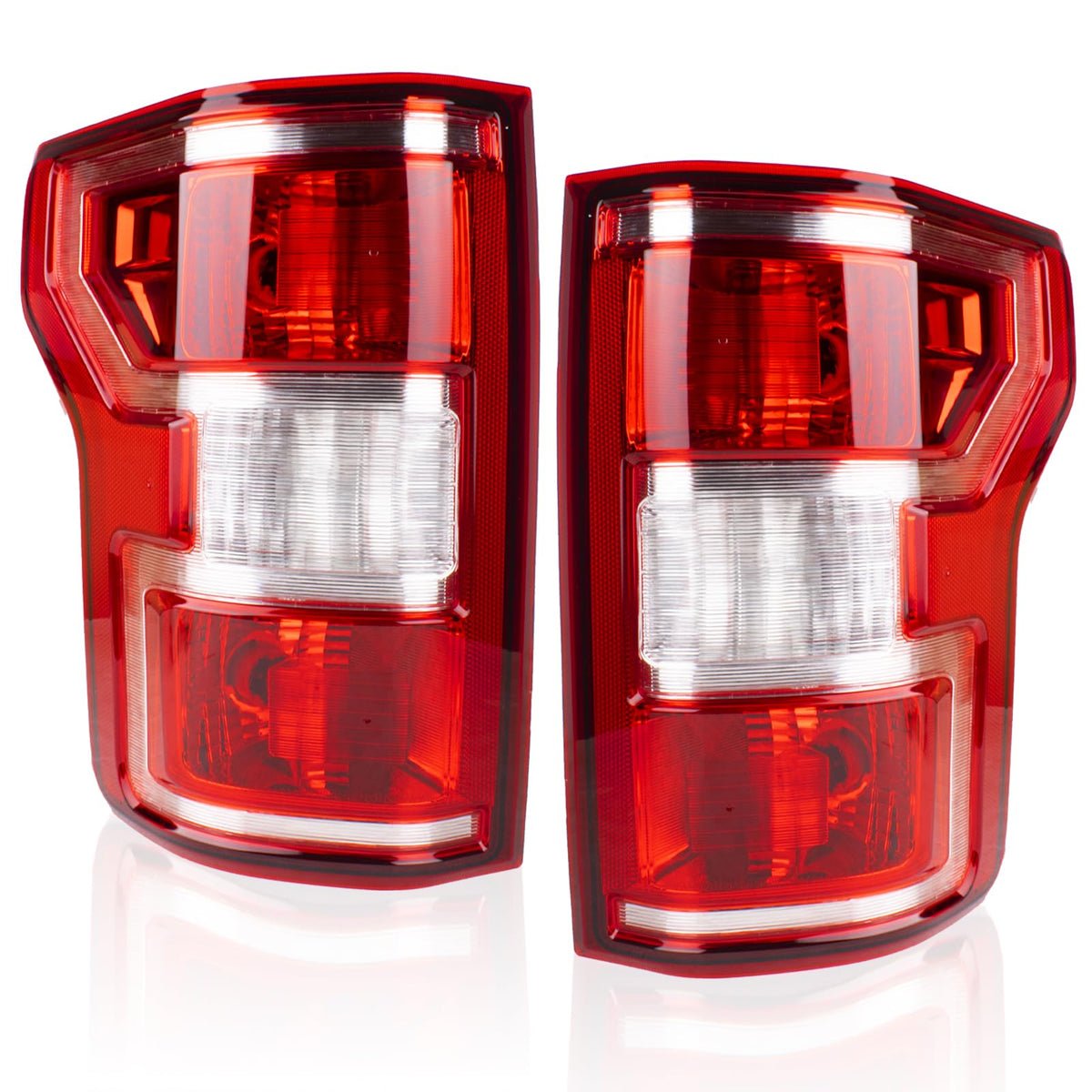 Boine F150 tail light left driver side with bulb for reliable night signaling.