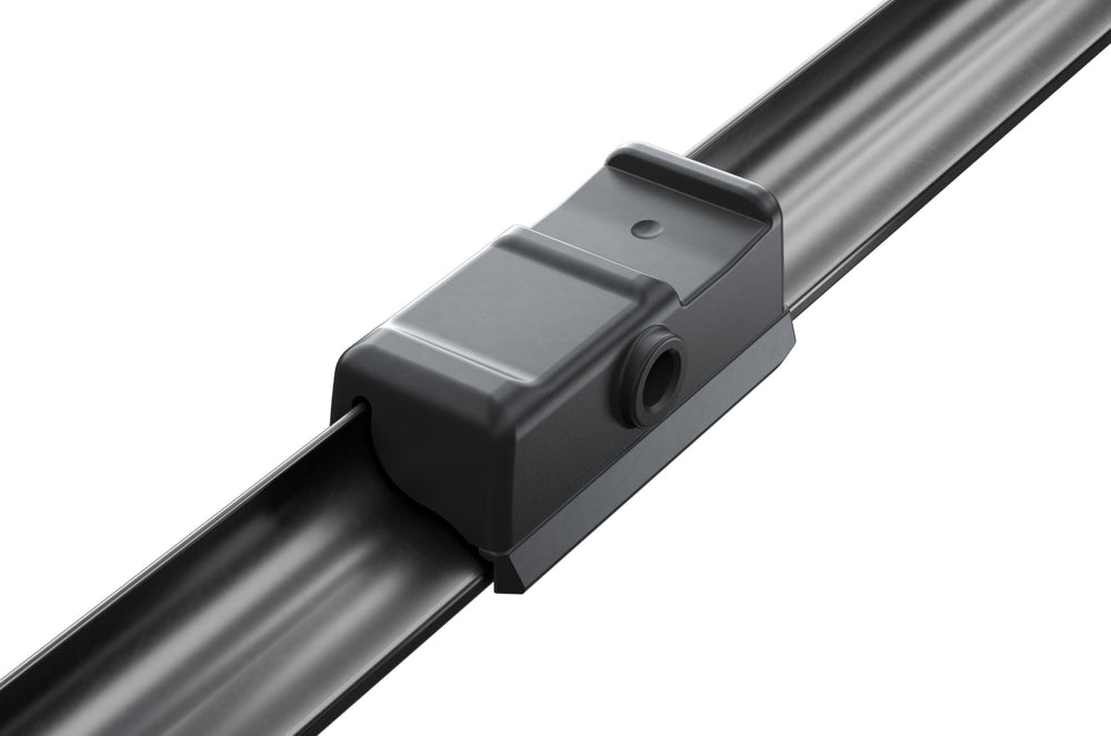 Bosch AeroTwin dual springs ensure even pressure along the blade