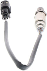 Bosch 15383 oxygen sensor vehicle fit-check image shows compatible Ford/Lincoln/Mazda applications.