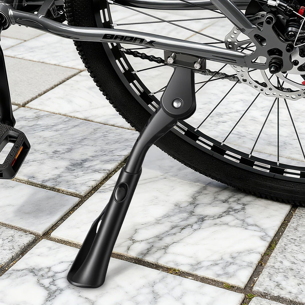 BOWOD kickstand in mud demonstrates anti-sink stability for outdoor use