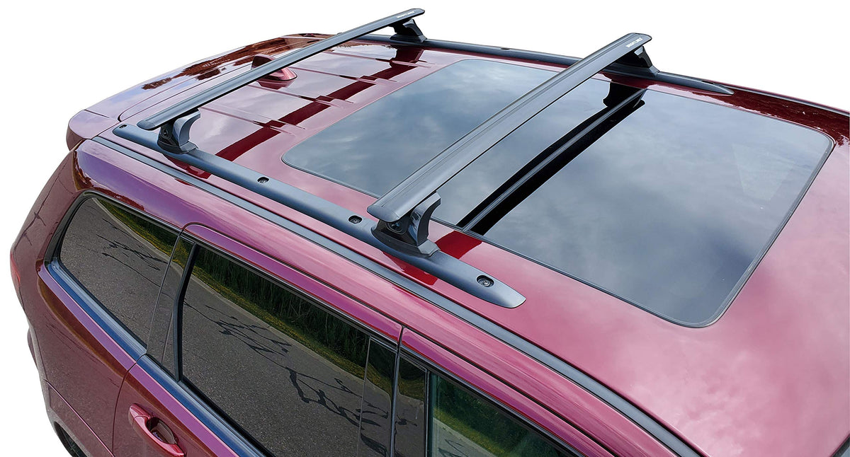 BRIGHTLINES aero-wing crossbars on the Jeep Grand Cherokee reduce wind noise and improve stability.