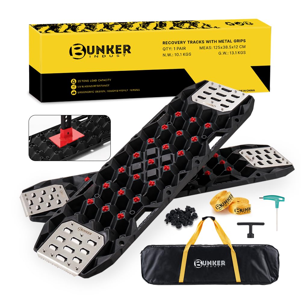 BUNKER INDUST offroad traction board teeth for strong bite in mud or snow.