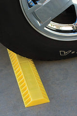 Camco AccuPark dimensions 18-3/8-inch for an accurate parking target.