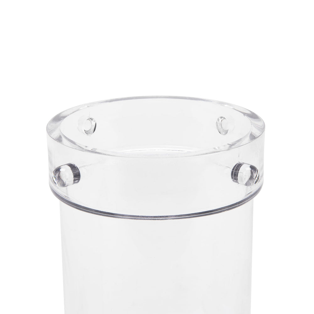 Camco USA-made polycarbonate construction emphasizes durability