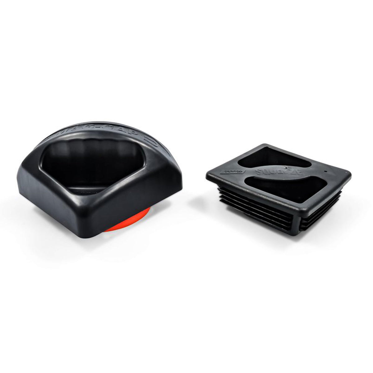 Camco Magnetic RV bumper cap lets you pull out the sewer hose easily.