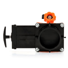 Camco Rhino Blaster Pro bayonet swivel fitting provides a secure connection.