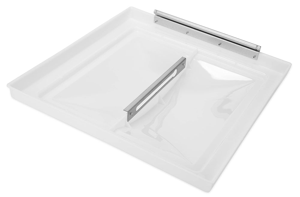 Camco vent lid polypropylene construction emphasizes durability and easy maintenance.