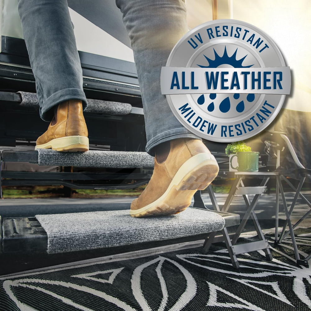 Camco weather-resistant step rug on 18-inch steps keeps entry area dry.