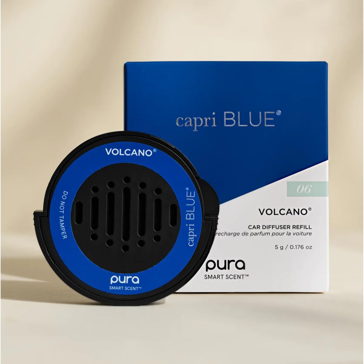 Capri Blue Volcano aroma fills the car with tropical notes.