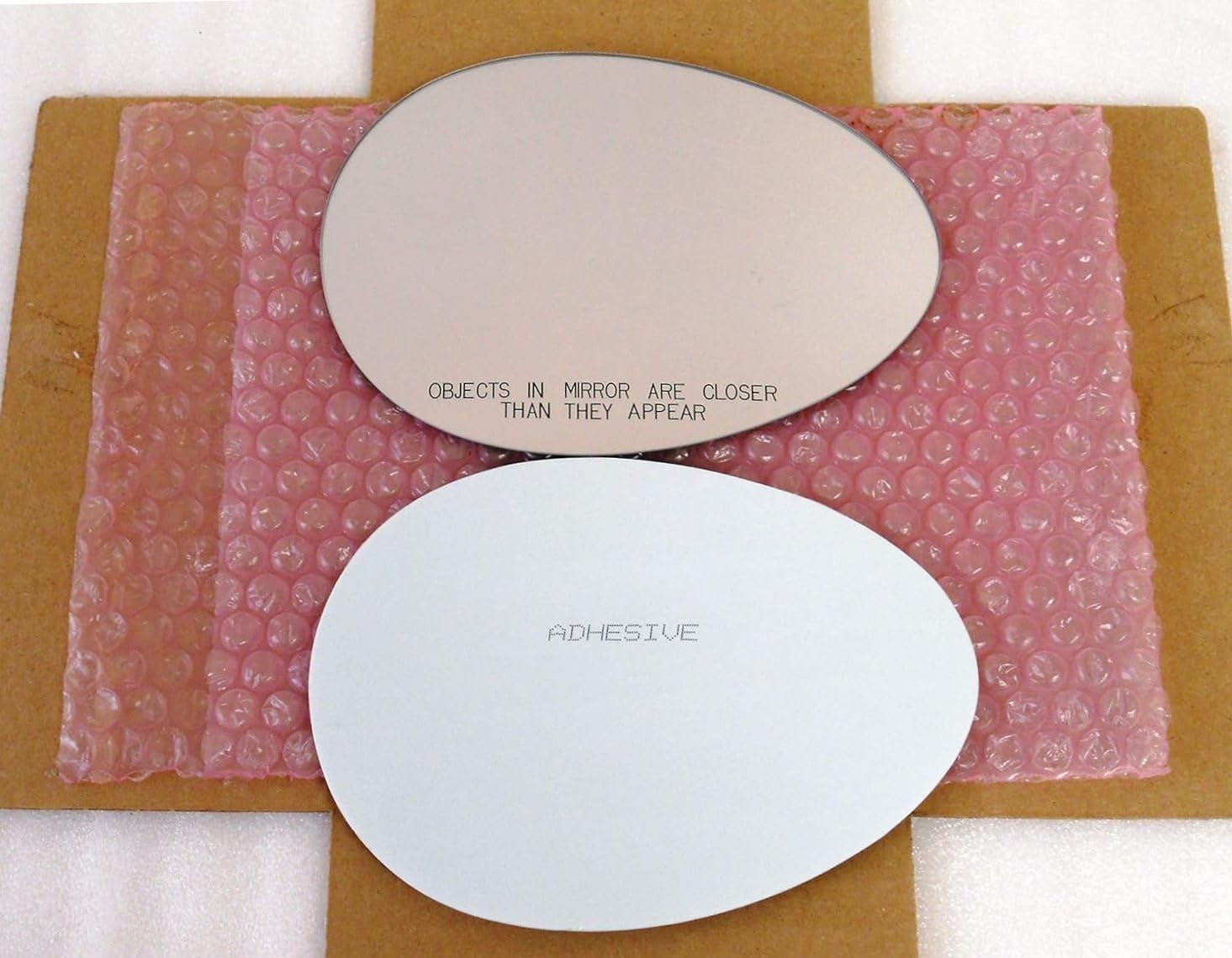 CAR MIRROR BAZAR glass with automotive adhesive ensures secure bonding