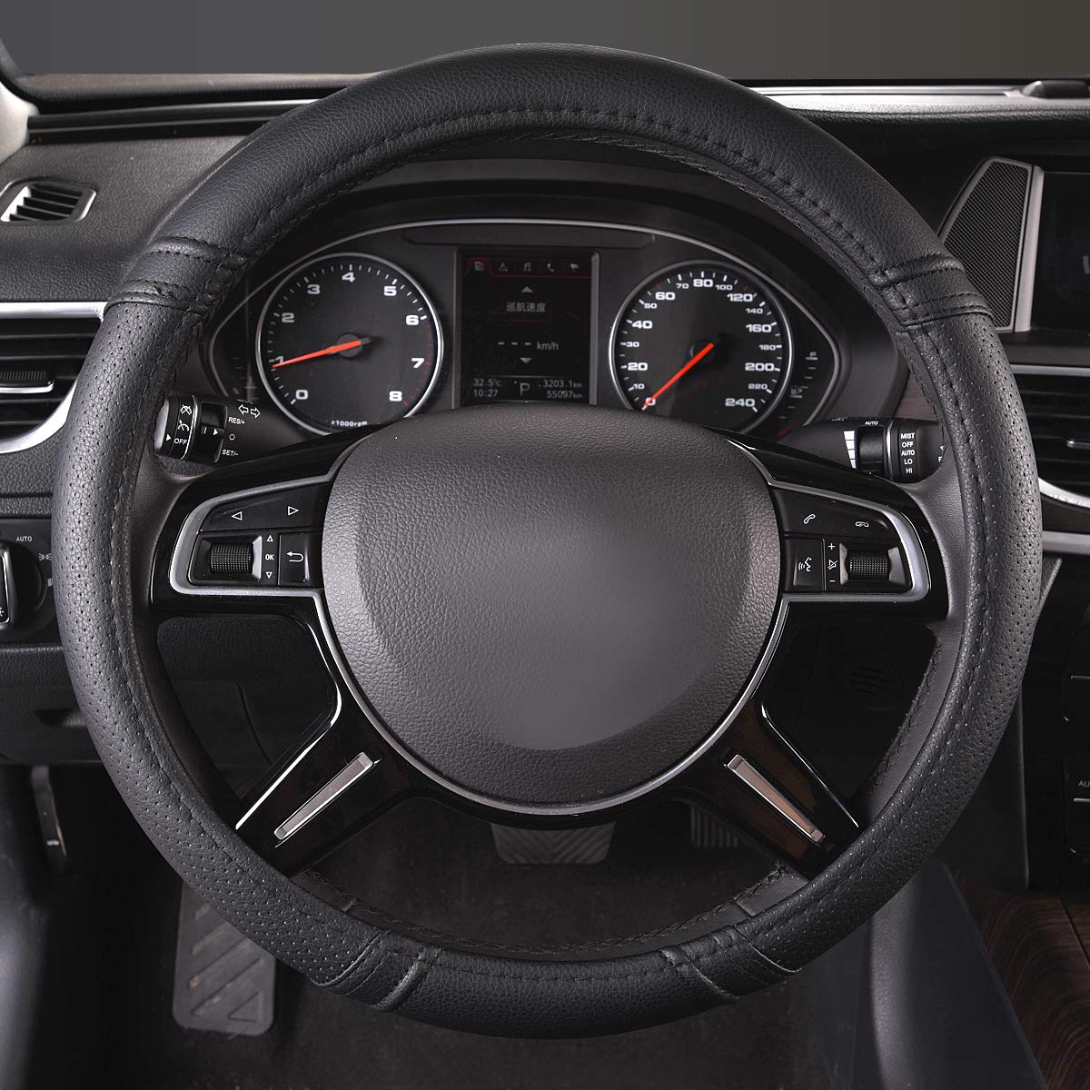 CAR PASS steering wheel cover soft touch provides comfortable driving feel.