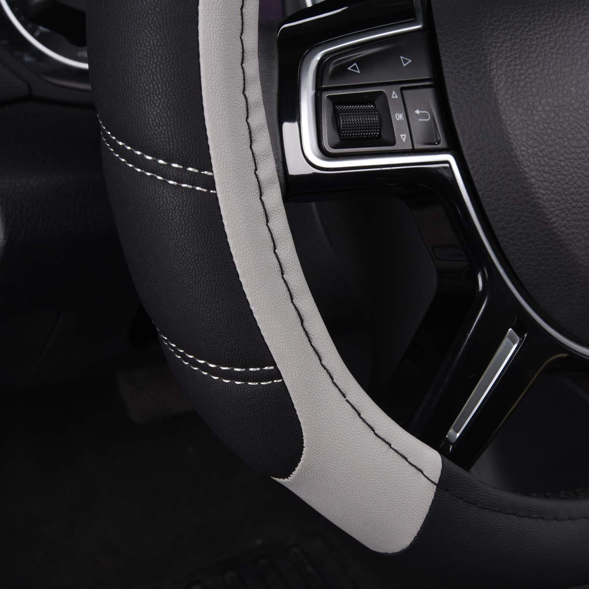 CAR PASS Line Rider black-gray tone complements any cabin style.