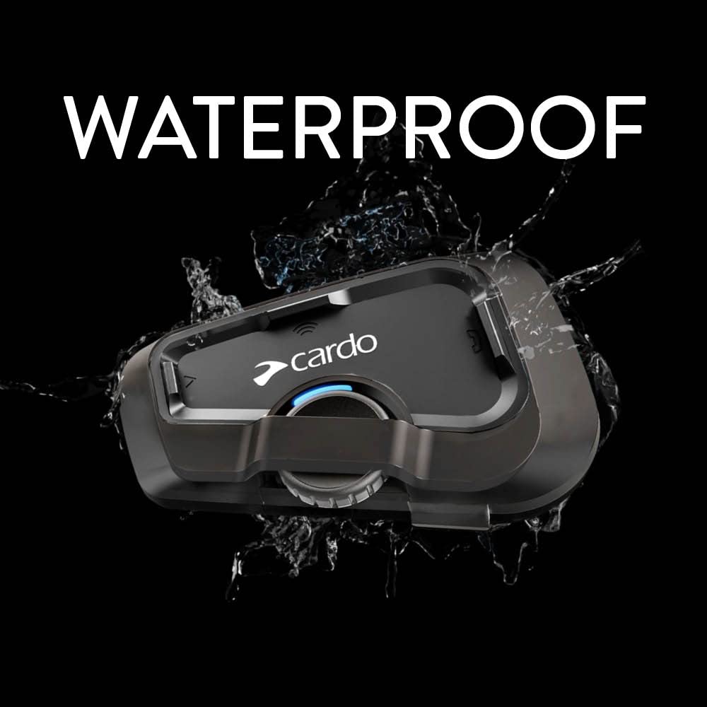 Cardo Freecom 2X universal connectivity illustration demonstrating easy pairing.