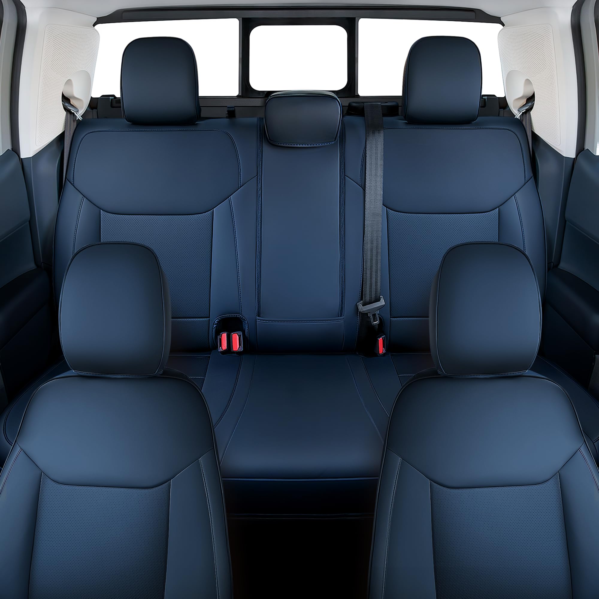 Carlimeki front-seat protection maintains original comfort while resisting wear.