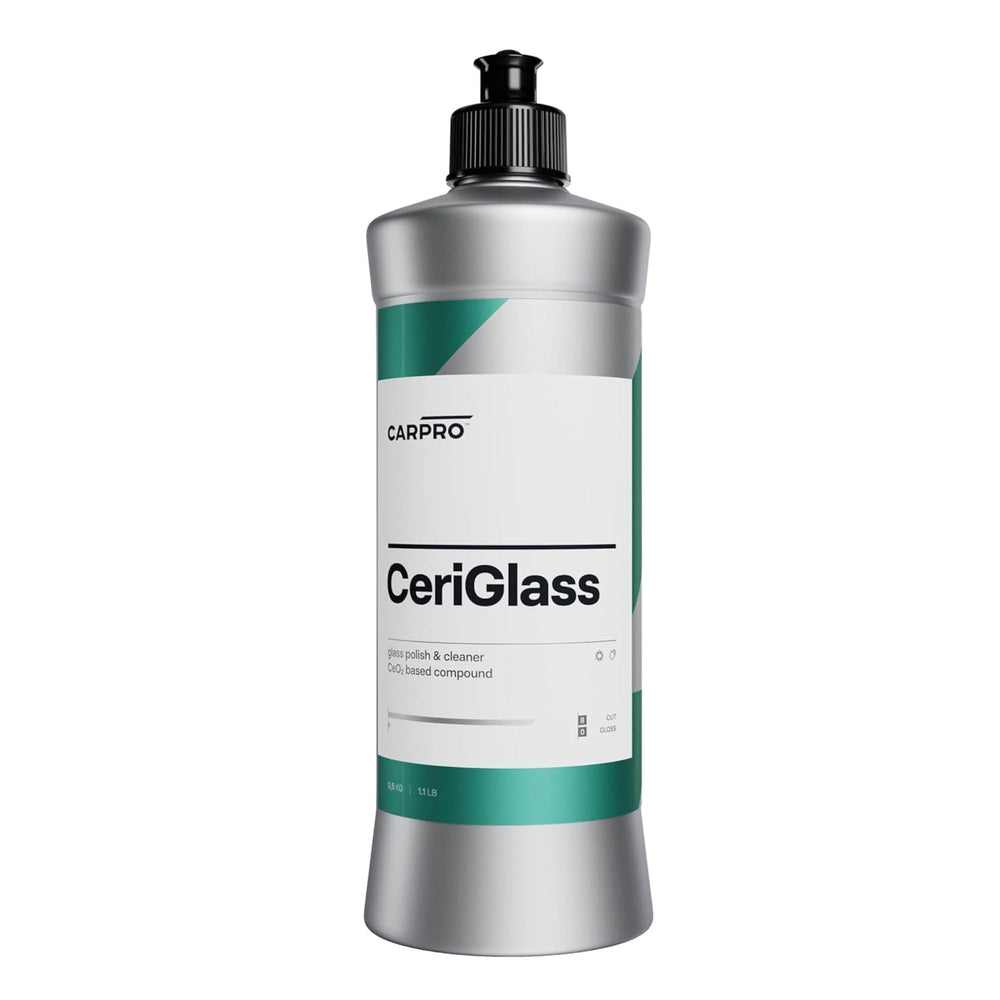 CARPRO CeriGlass bottle pour demonstrates simple application for glass polishing.