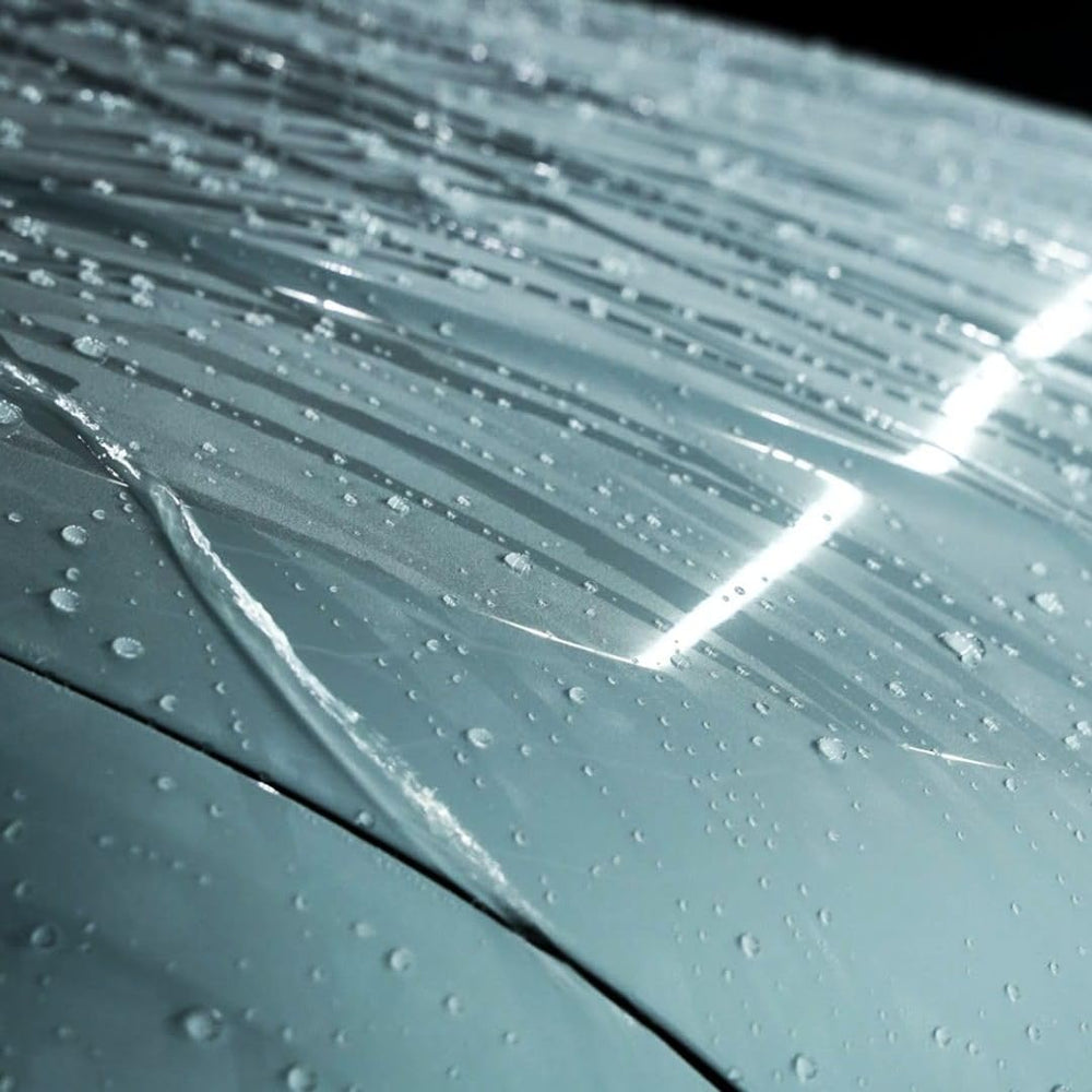 CARPRO HydrO2 Lite spray bottle detail emphasizes convenient, ready-to-use format.