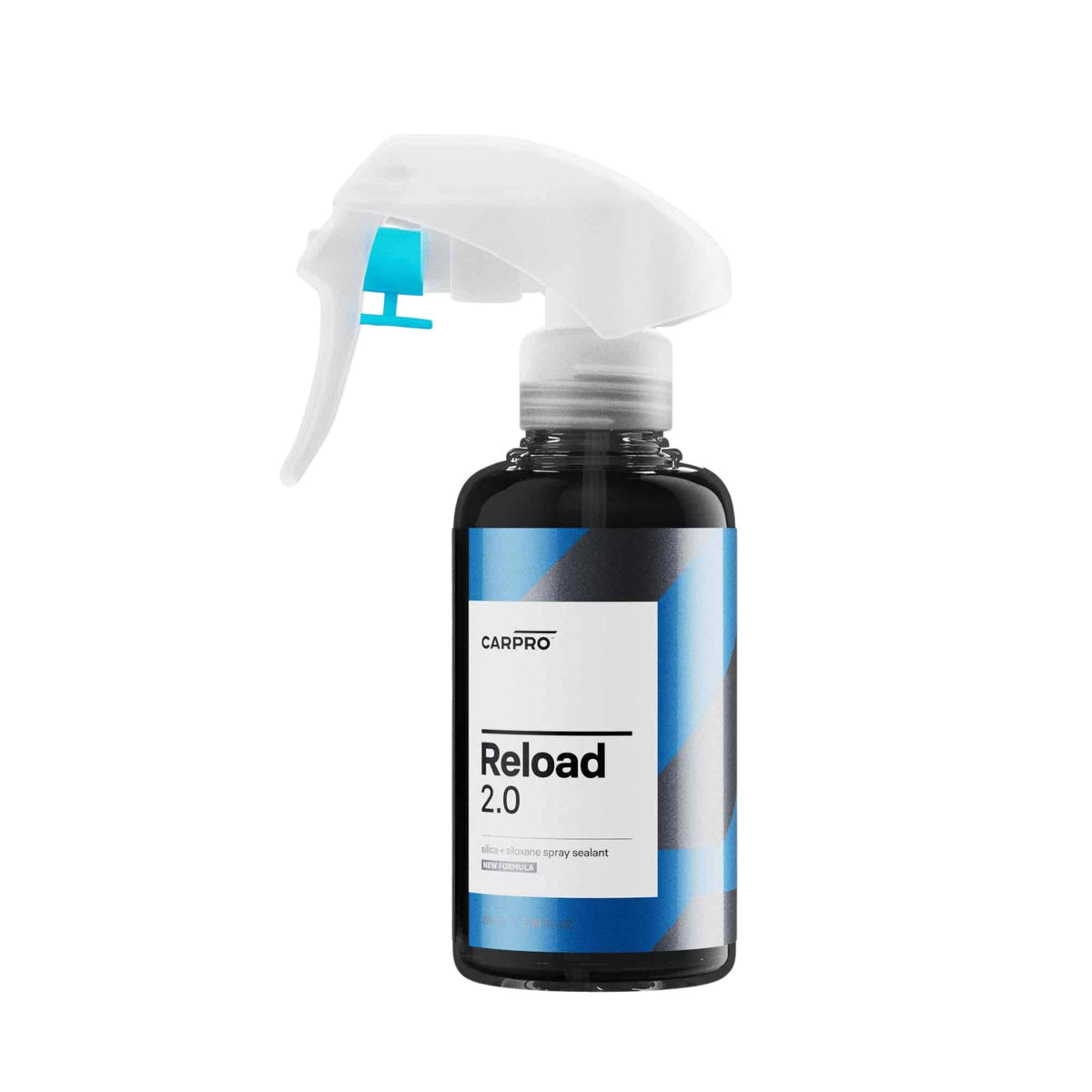 CARPRO Reload 2.0 spray-sealant bottle delivering glossy finish and easy application.