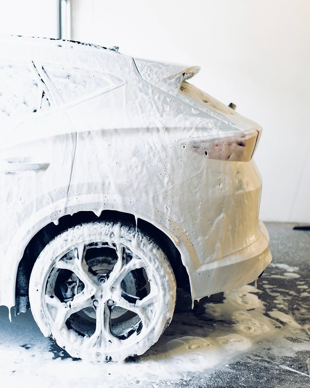 CARPRO Reset after wash leaves a glossy, residue-free surface