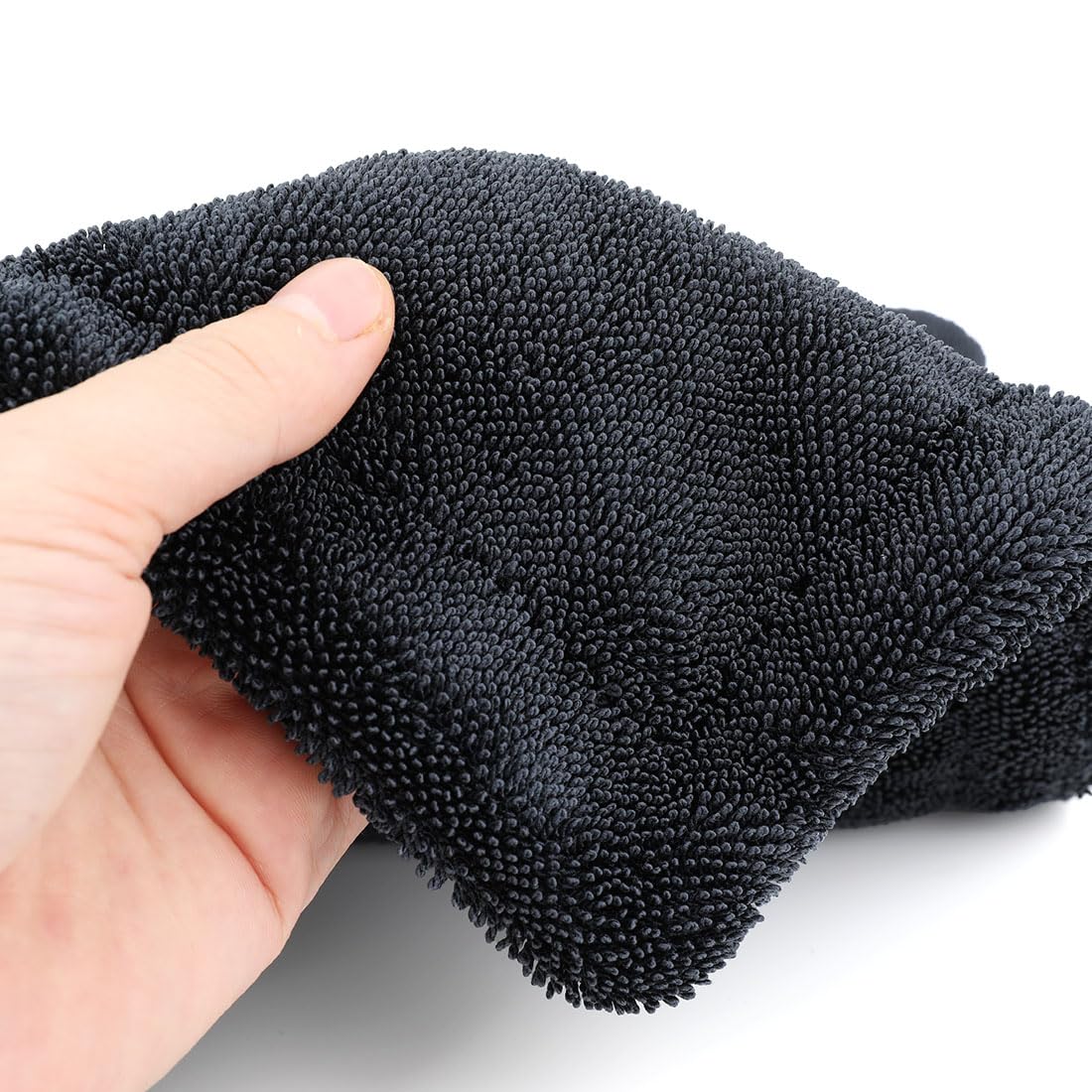 Cartisen versatile towel suitable for home glass and mirror cleaning.