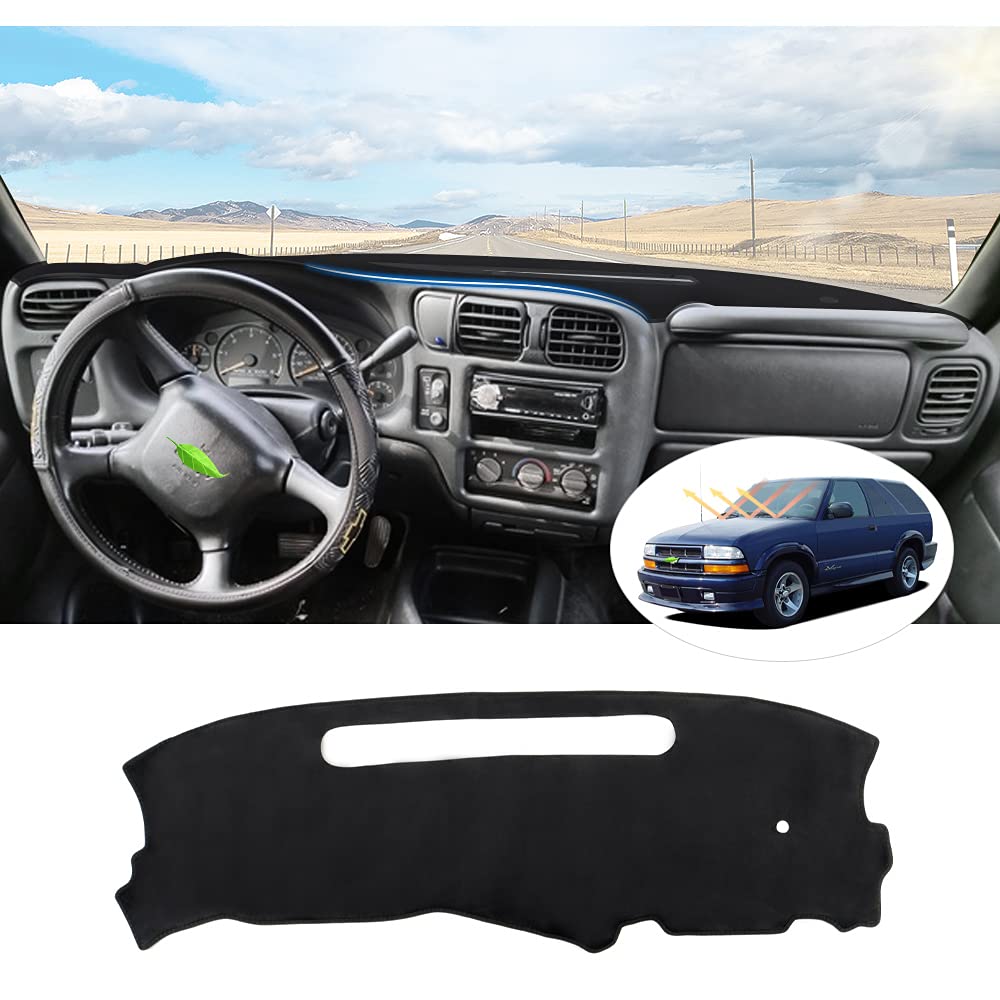 CARTIST dash cover on Chevrolet Blazer dashboard showing a precise fit and glare reduction