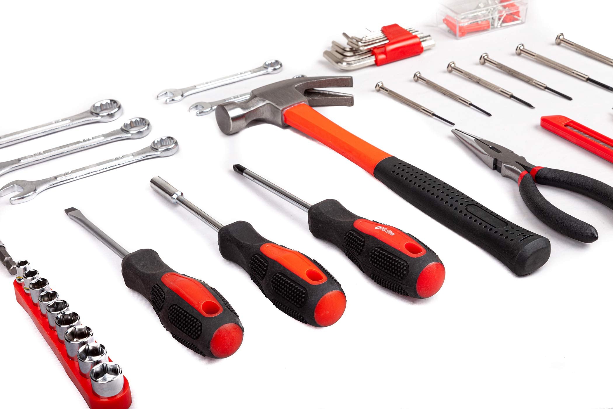Cartman hammer and measuring tape show handy on-the-go use.