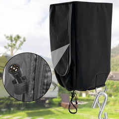 Chanvoo D-shaped ring system keeps chains organized and dry.