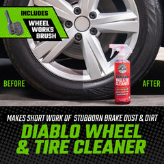 Chemical Guys Arsenal Builder wash mitt protects paint while lifting dirt.