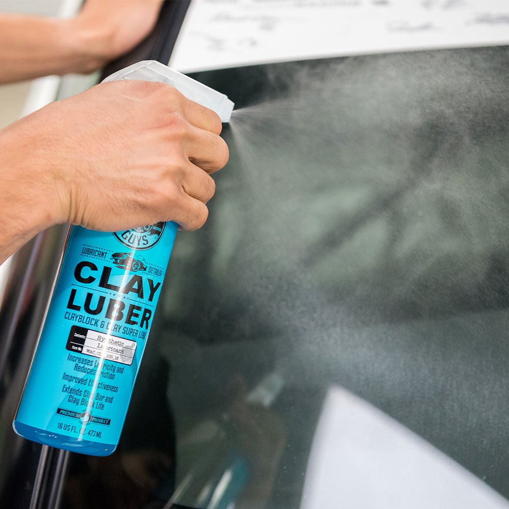 Clay Block V2 delivers a mirror-smooth finish on automotive surfaces.