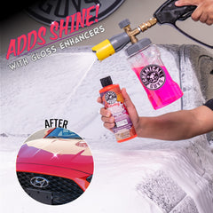 Chemical Guys Sticky Snowball rinse-close-up highlights rapid, streak-free rinse with gloss-boosting results.