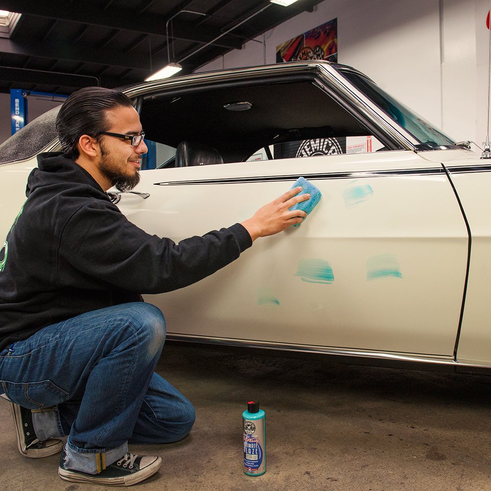 Chemical Guys microfiber pad ideal for interior detailing and applying conditioners safely.
