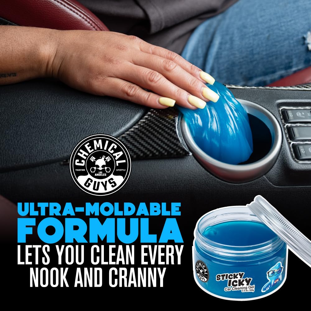 Chemical Guys Sticky Icky gel cleans a cup holder neatly