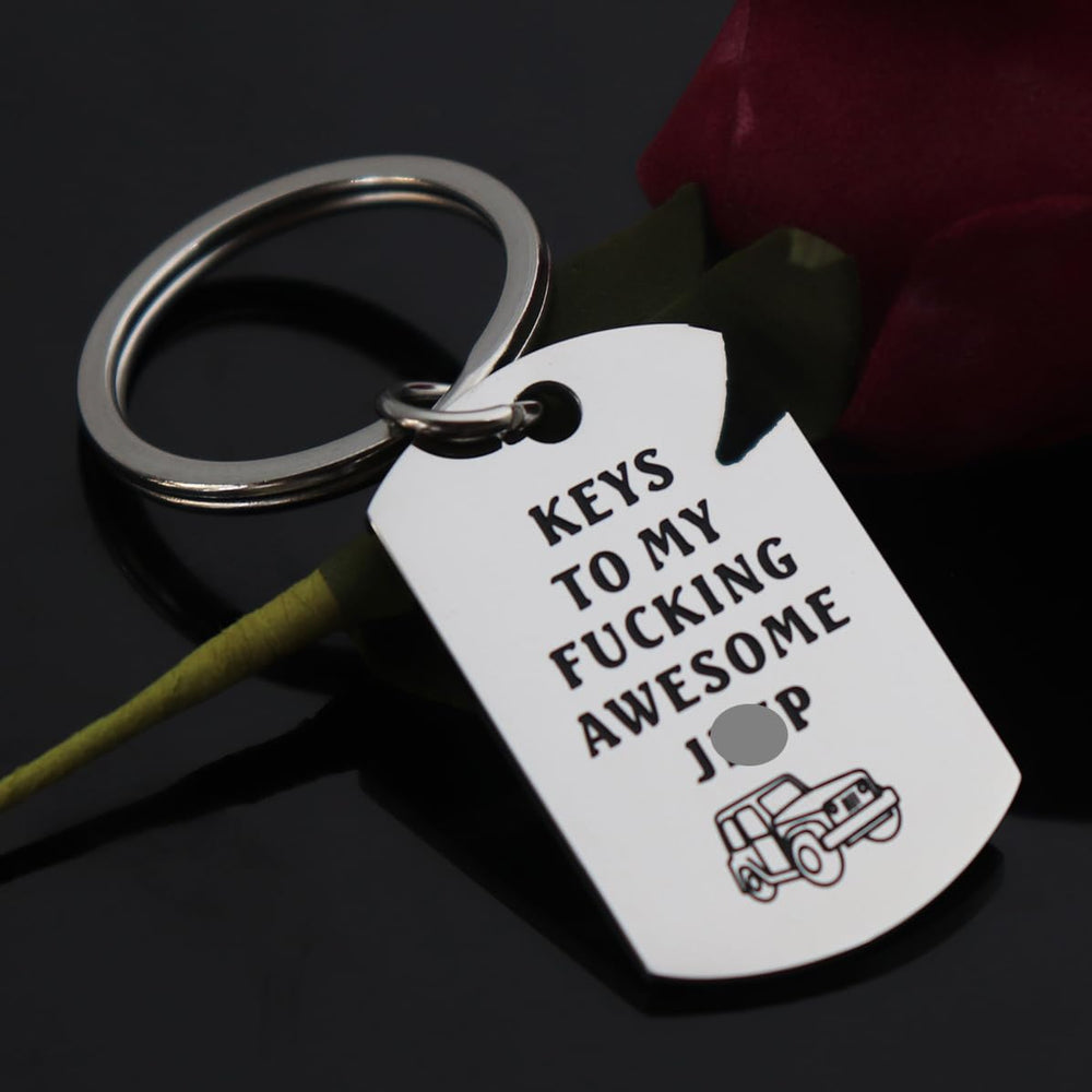 CHENVA compact 45x20mm keychain, easy to carry on jackets or bags.